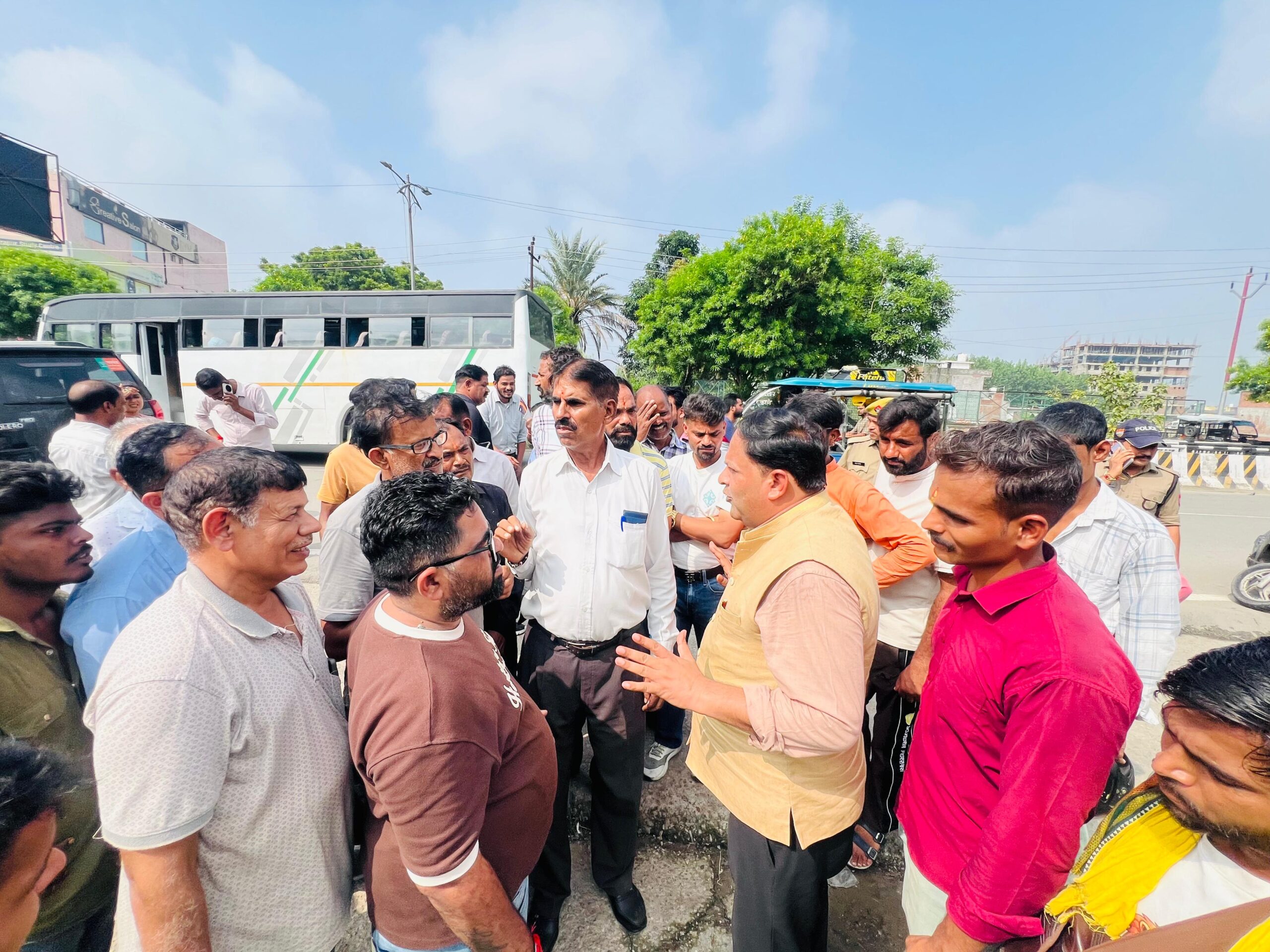 विश्वकर्मा मार्केट के पुनर्वास की कवायद तेज – इसी सप्ताह व्यापारियों को आवंटित होगी दुकान के लिए भूमि